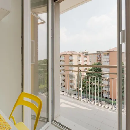 Iulm University Cosy Studio Milan Exterior photo