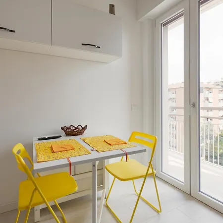Iulm University Cosy Studio Milan Exterior photo